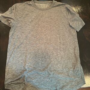Abercrombie men’s t shirt